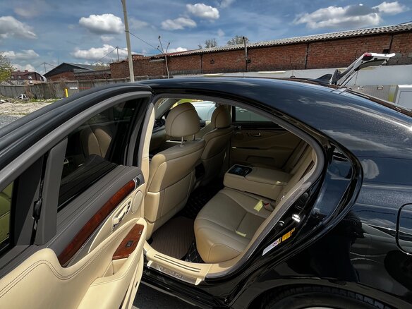 2013 Lexus LS 460 IV Рестайлинг 2, чёрный, 2250000 рублей - вид 9