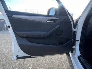 2011 BMW X1 28i I (E84), белый, 1200000 рублей, вид 5