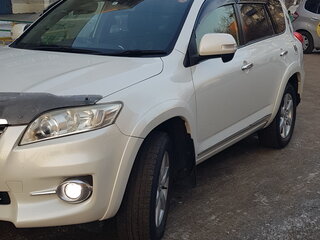 2011 Toyota Vanguard, белый, 1870000 рублей, вид 1