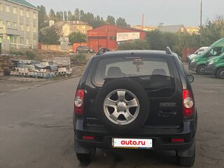 2011 Chevrolet Niva I Рестайлинг, чёрный, 410000 рублей, вид 3