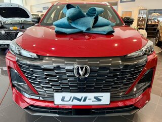2025 Changan UNI-S I, красный, 3179900 рублей, вид 2