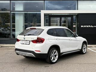 2013 BMW X1 20i I (E84) Рестайлинг, белый, 1079000 рублей, вид 5