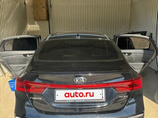 2020 Kia Forte III, чёрный, 1600000 рублей, вид 3