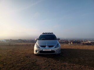 2003 Mitsubishi Grandis I, серебристый, 950000 рублей, вид 2