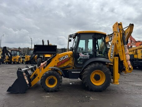 2026 JCB 3CX, жёлтый, 15990000 рублей, вид 2