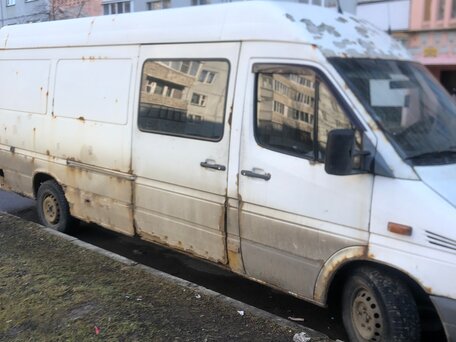 2004 Mercedes-Benz Sprinter Classic, белый, 600000 рублей, вид 2