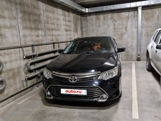 2015 Toyota Camry VII (XV50) Рестайлинг, чёрный, 2250000 рублей, вид 2