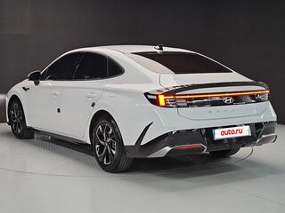 2023 Hyundai Sonata VIII (DN8) Рестайлинг, белый, 2700000 рублей, вид 4
