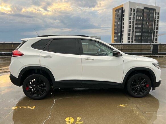 2022 Chevrolet Tracker IV, белый, 1880000 рублей - вид 7