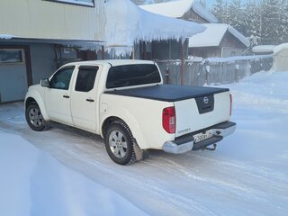 2007 Nissan Navara (Frontier) III (D40), белый, 1000000 рублей, вид 4