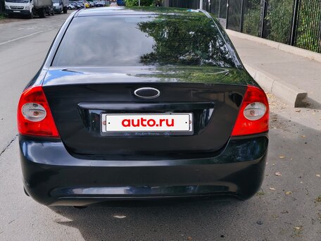 2010 Ford Focus II Рестайлинг, чёрный, 610000 рублей, вид 4