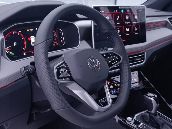 2024 Volkswagen Tayron X I Рестайлинг, белый, 5000000 рублей - вид 13