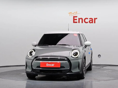 2022 Mini Countryman Cooper II Рестайлинг, серый, 2490000 рублей, вид 3