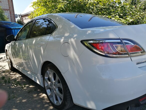 2011 Mazda 6 II (GH) Рестайлинг, белый, 1150000 рублей - вид 14