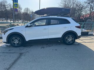 2020 Kia Rio X IV Рестайлинг, белый, 1570000 рублей, вид 3