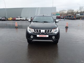 2015 Mitsubishi L200 V, чёрный, 1500000 рублей, вид 2