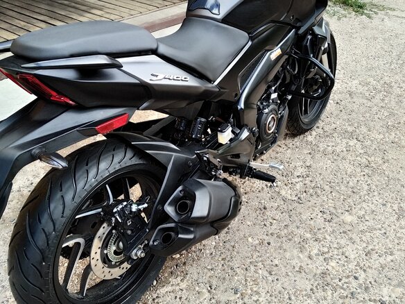2020 Bajaj Dominar 400, чёрный, 445000 рублей - вид 31
