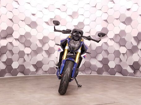 2026 BMW F 900 R, синий, 1269000 рублей, вид 5
