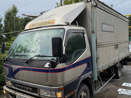 2001 Fuso (Mitsubishi) Canter, золотистый, 1550000 рублей, вид 1