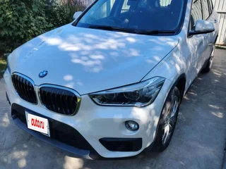 2019 BMW X1 18i sDrive II (F48), белый, 1780000 рублей, вид 1