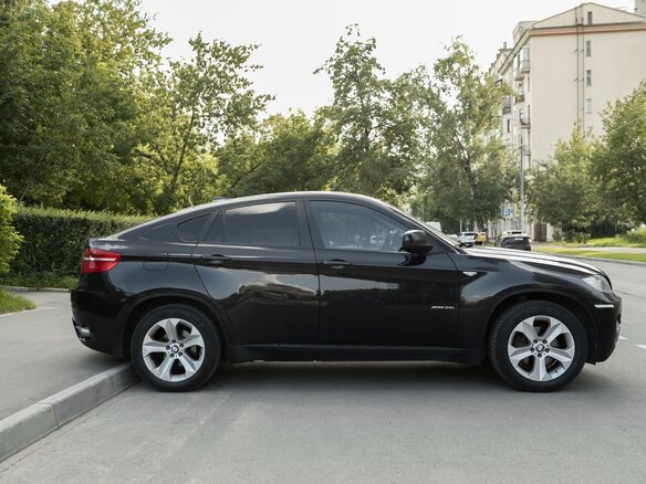 2012 BMW X6 35i 8-speed I (E71), чёрный, 1800000 рублей - вид 9
