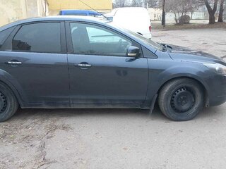 2010 Ford Focus II Рестайлинг, серый, 750000 рублей, вид 2