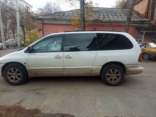 1997 Dodge Caravan III, белый, 370000 рублей, вид 4