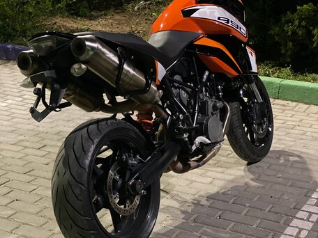 2009 KTM 990 SM, серебристый, 700000 рублей, вид 3