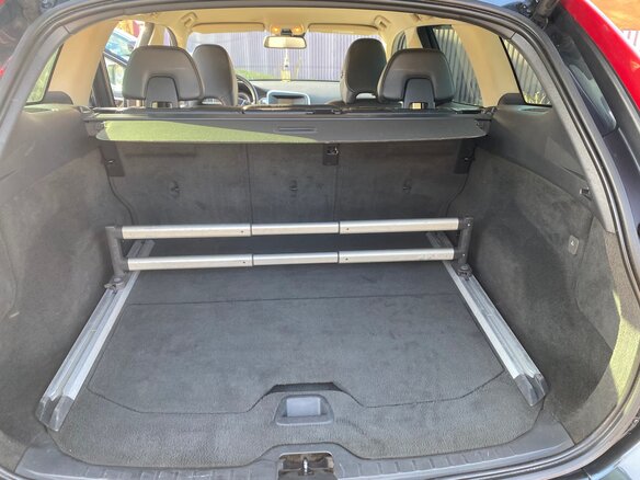 2011 Volvo XC60 I, серый - вид 14