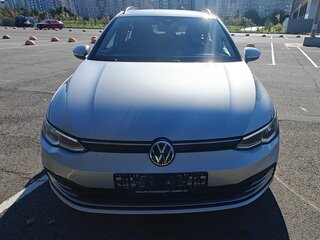 2021 Volkswagen Golf VIII, серебристый, 2150000 рублей, вид 2