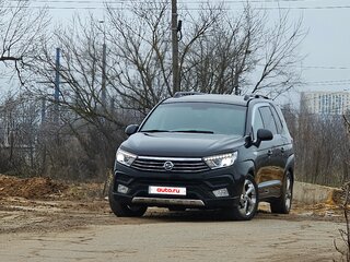 2019 SsangYong Korando Turismo I Рестайлинг, чёрный, 1550000 рублей, вид 1