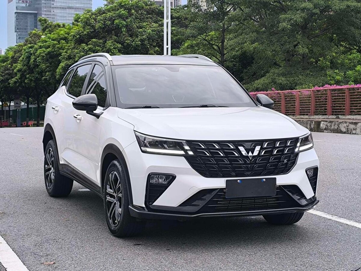 Открыть фотографии: Wuling Xingchi
