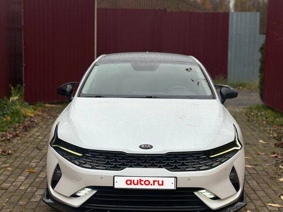2020 Kia K5 III, белый, 2350000 рублей - вид 13
