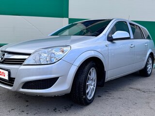 2011 Opel Astra H Рестайлинг, серебристый, 525000 рублей, вид 1