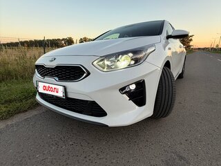 2019 Kia Ceed III, белый, 1620000 рублей, вид 1