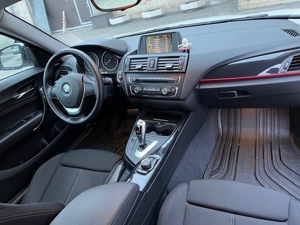 2013 BMW 1 серии 116i II (F20/F21), белый, 1250000 рублей - вид 9