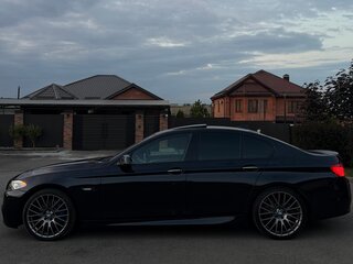 2011 BMW 5 серии 535i xDrive VI (F10/F11/F07), синий, 2400000 рублей, вид 2