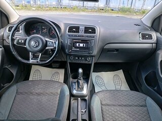 2019 Volkswagen Polo V Рестайлинг, белый, 1149450 рублей, вид 5