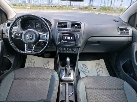 2019 Volkswagen Polo V Рестайлинг, белый, 1091978 рублей, вид 5