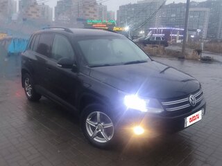 2012 Volkswagen Tiguan I Рестайлинг, чёрный, 1320000 рублей, вид 1