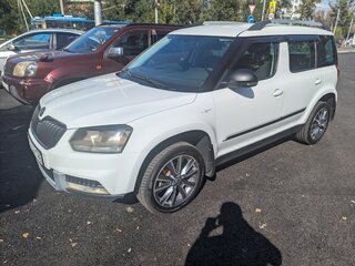 2016 Skoda Yeti I Рестайлинг, белый, 1050000 рублей, вид 1