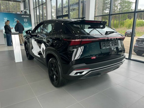 2024 Omoda C5 I Рестайлинг, чёрный, 2729000 рублей - вид 4