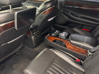 2017 Genesis G90 I, чёрный, 2300000 рублей, вид 4