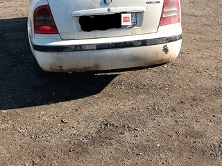 2002 Skoda Octavia I (A4) Рестайлинг, белый, 380000 рублей, вид 4