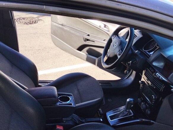 2008 Opel Astra GTC H Рестайлинг, серый, 475000 рублей - вид 4