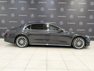2022 Mercedes-Benz S-Класс 580 e Long VII (W223), серый, 7950000 рублей, вид 4