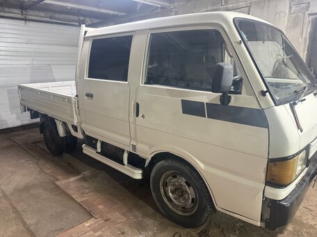 1997 Mazda Bongo, белый, 699000 рублей, вид 1