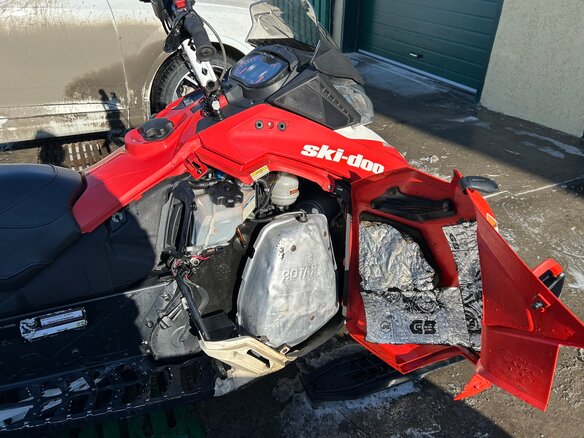 2014 BRP Ski-Doo Summit 800, красный, 600000 рублей - вид 8