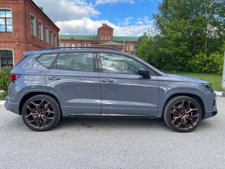 2020 Cupra Ateca I, серый, 3950000 рублей, вид 2