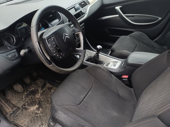 2011 Citroen C5 II, белый, 480000 рублей - вид 6